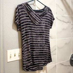 Balance athletica hooded t-shirt